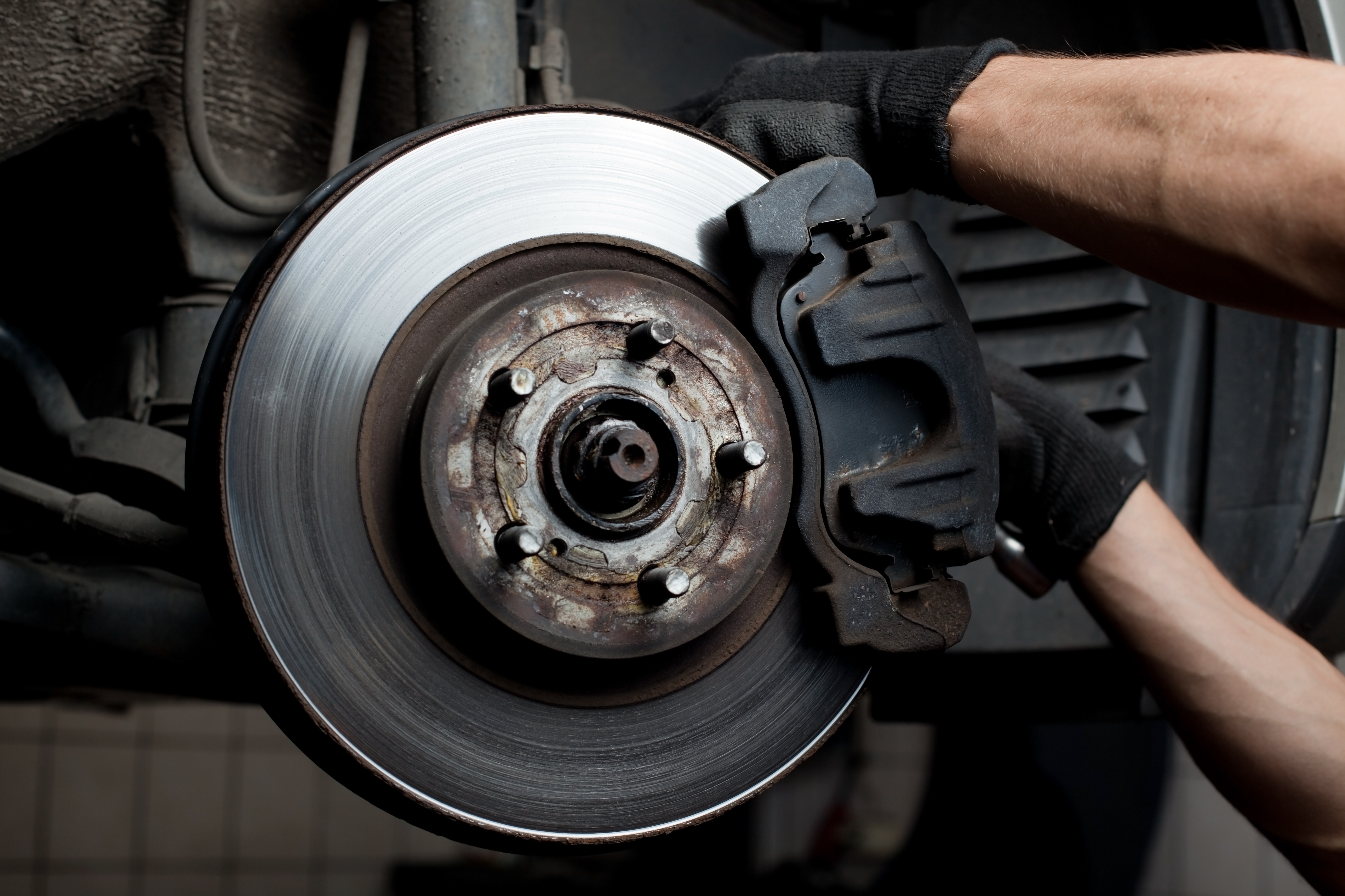 Common Signs That Brakes Need to Be Changed